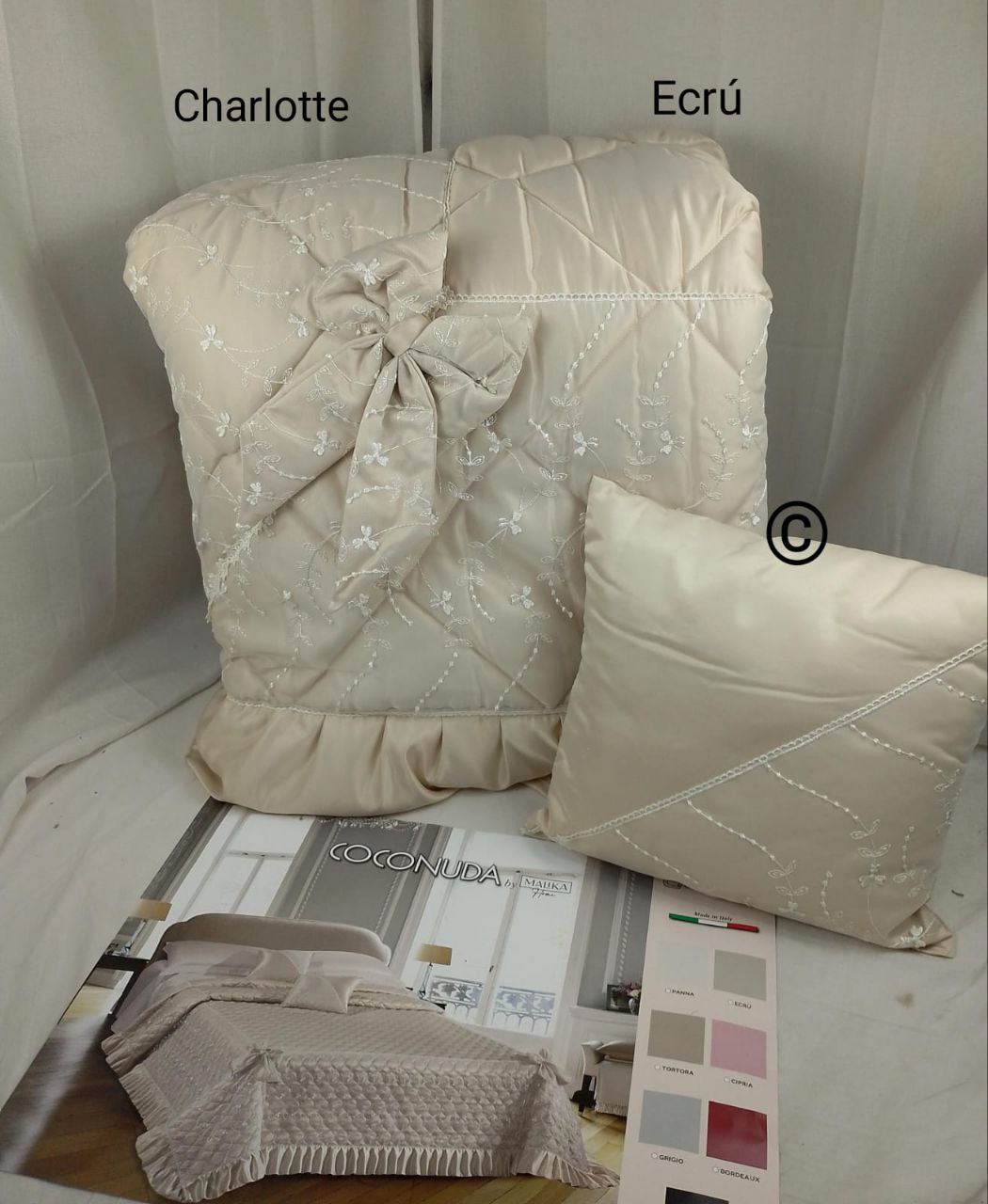 Nuovo modello 2025/2026, la trapunta Charlotte è un capolavoro di design e comfort.