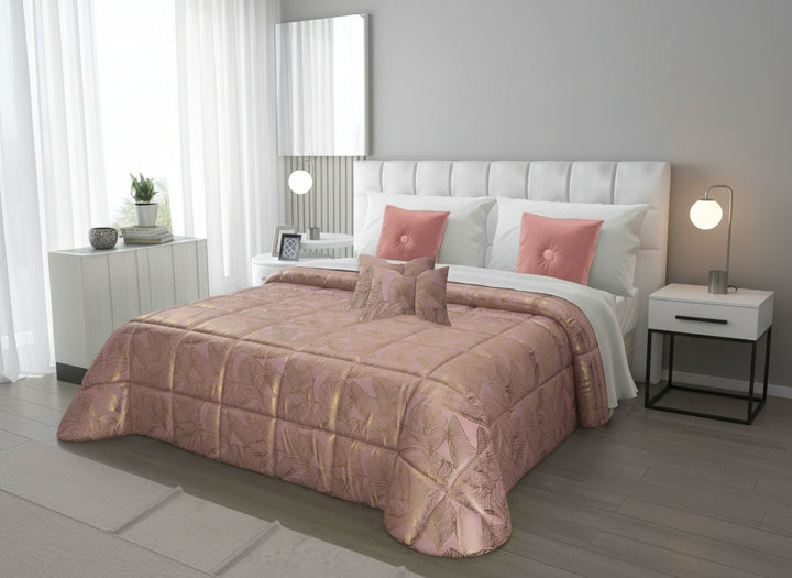 (Evidenzia lo stile lussuoso)

Nuova trapunta in morbidissimo velluto