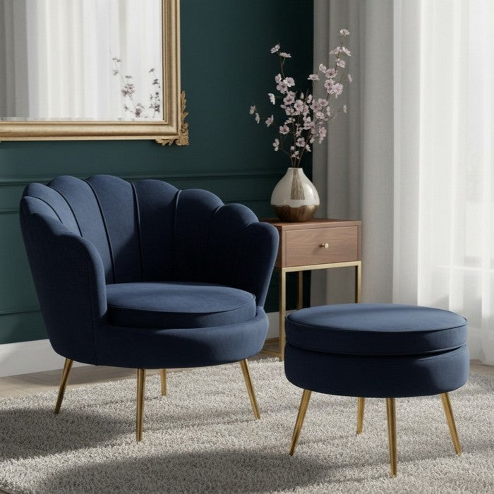 Set poltrona e pouf in velluto con gambe in metallo cromato oro