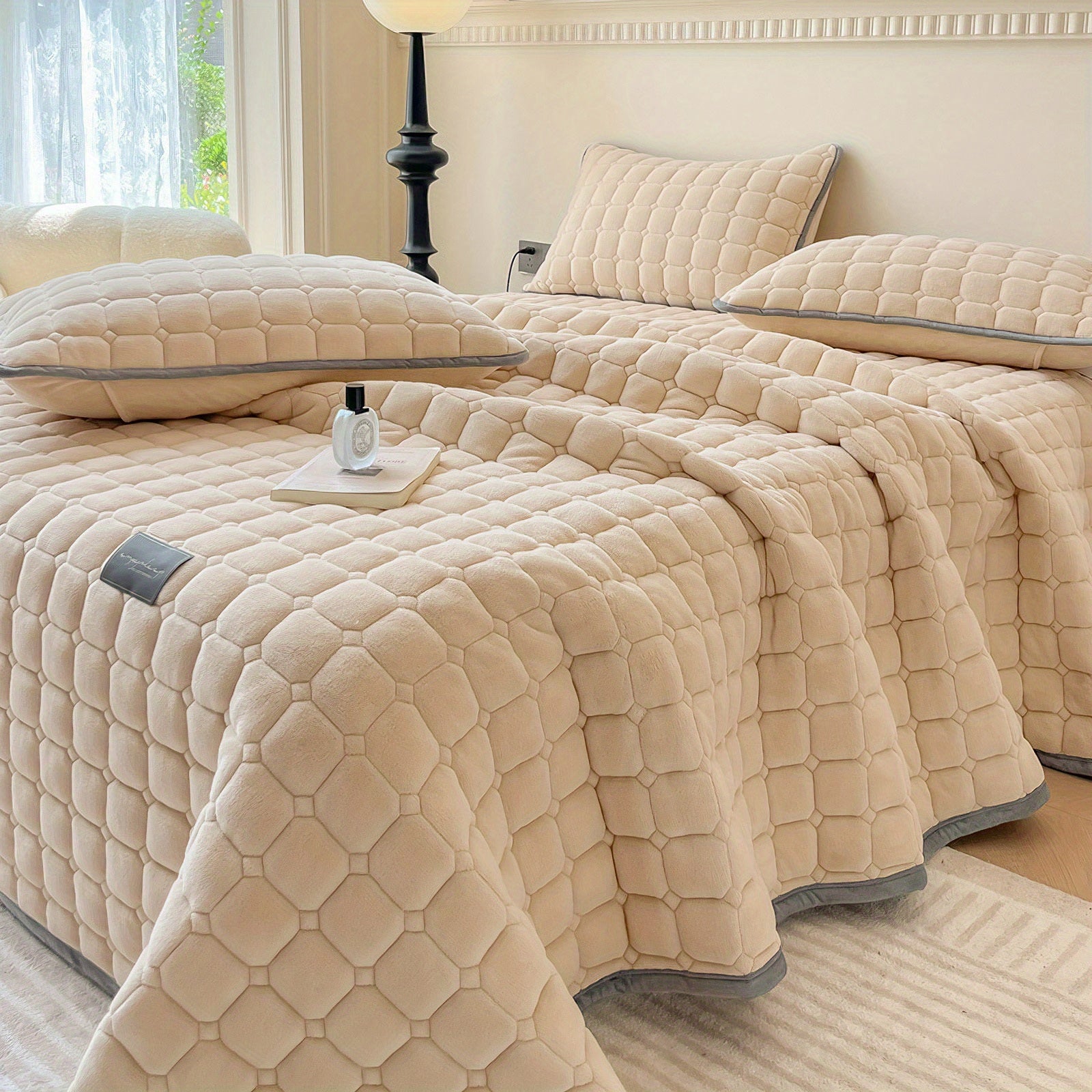 Copriletto trapuntato in velluto - set da 3 pezzi (copriletto e un paio di federe)