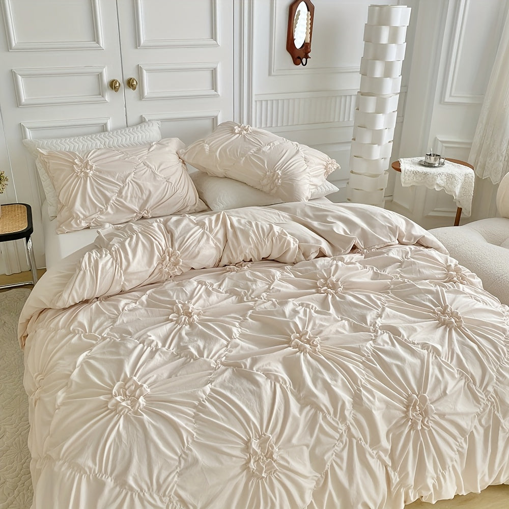 Copripiumino beige con fiori tridimensionali